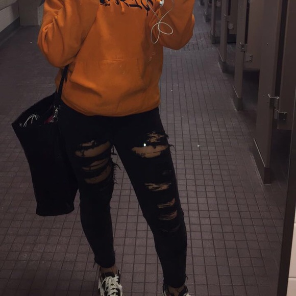Cello Denim - Fashion nova black ripped denim Cello Denim - Fashion nova black ripped denim